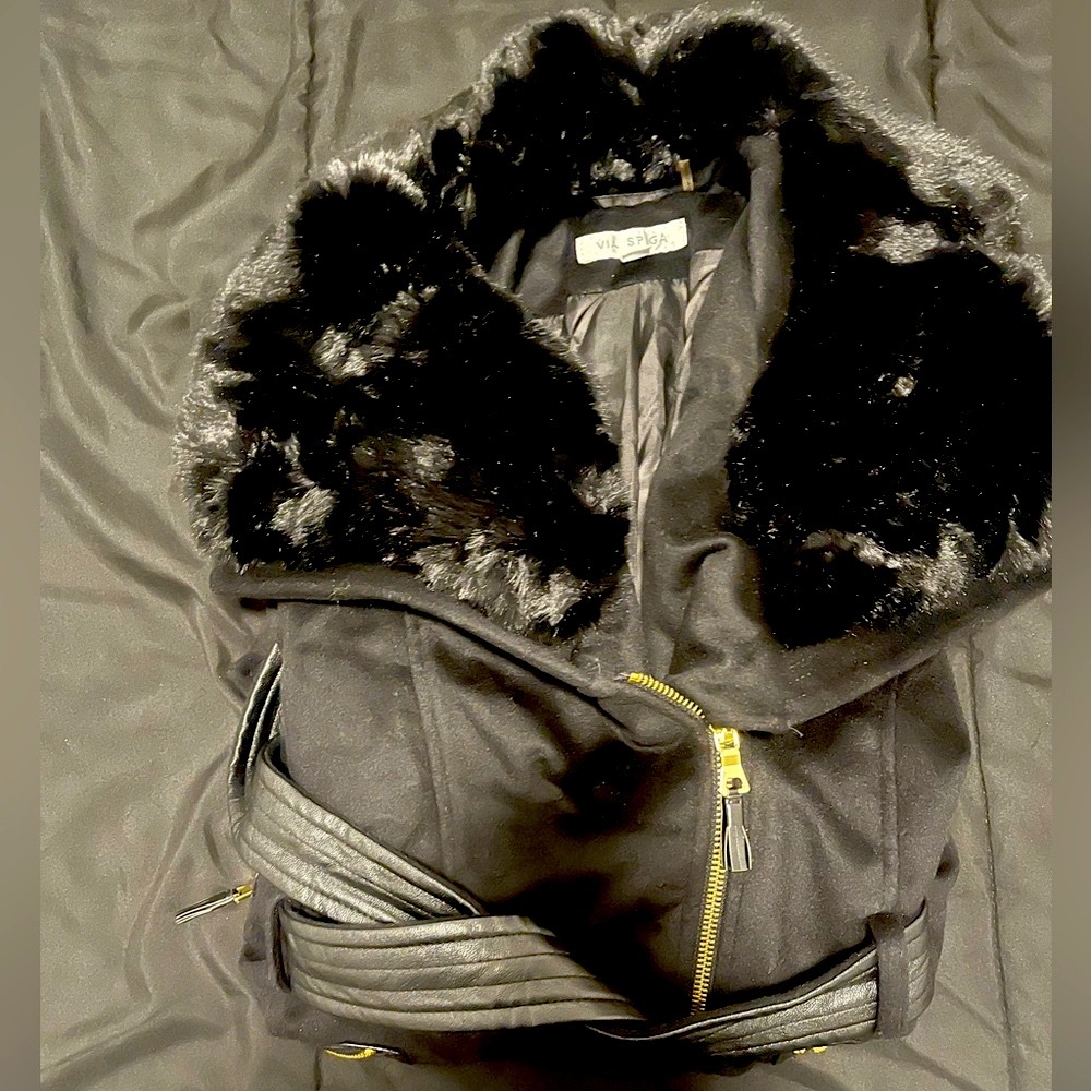 Via Spiga Asymmetric Faux-Fur-Collar Wrap Coat